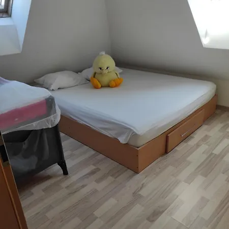 Apartment лина съни резиденция три спален *